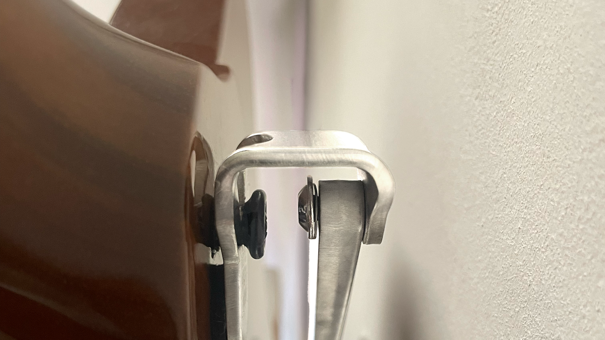 WALLter / für Gitarren & Bässe mit einem Gurtpin auf der Korpusrückseite / Rückansicht 02